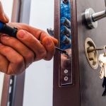 what to expect from a locksmith